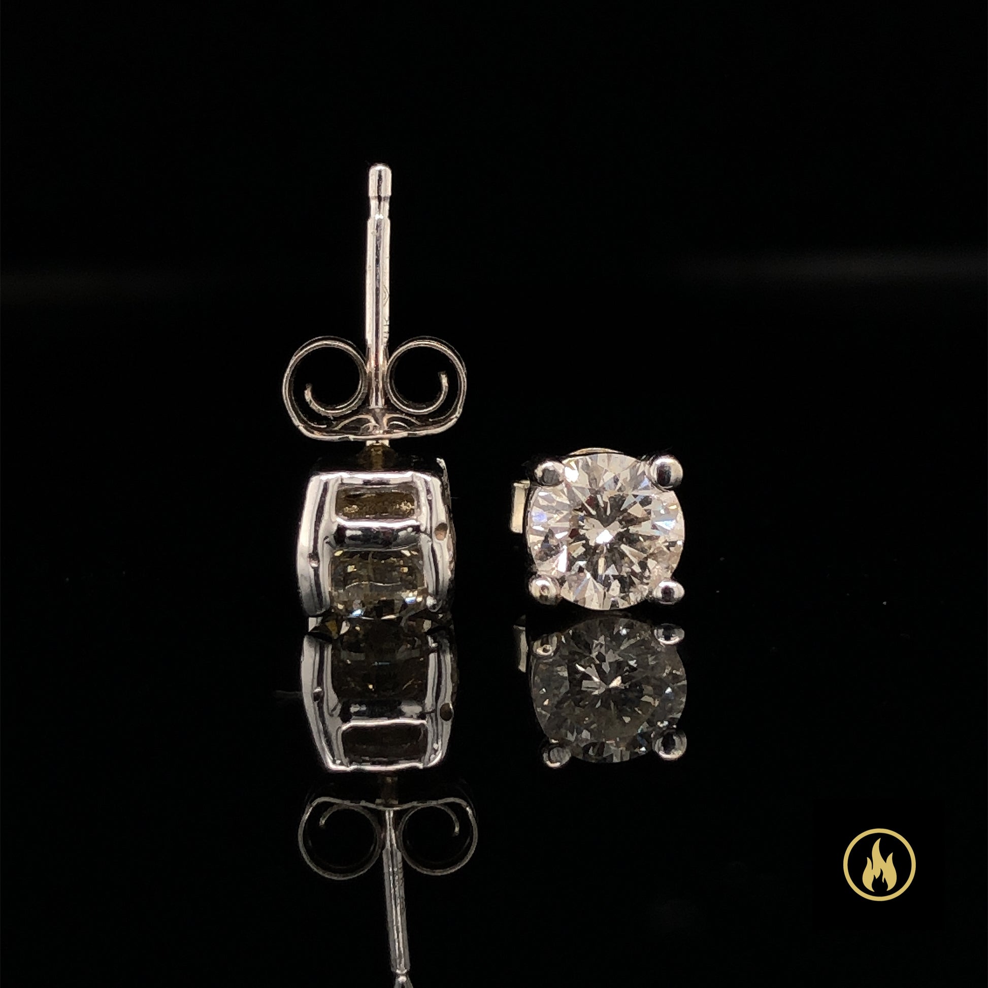  Stone Diamond Stud Earrings 0.88ct