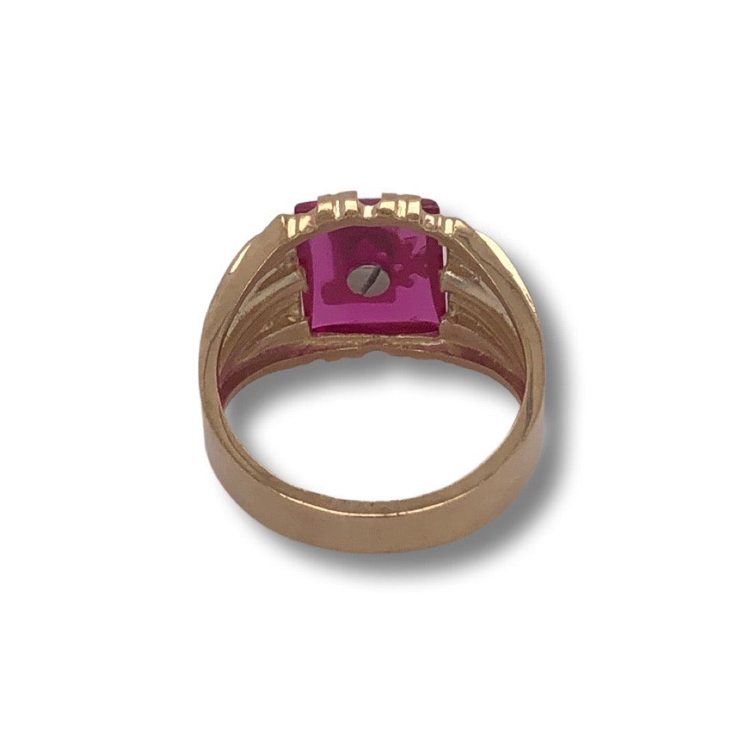 10K Yellow Gold Red Onyx Ring
